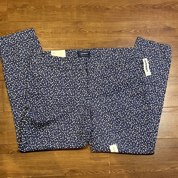 Old Navy Denim - Old Navy Blue Floral Women's Straight Leg Jeans